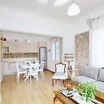 Kamara Skopelos Town